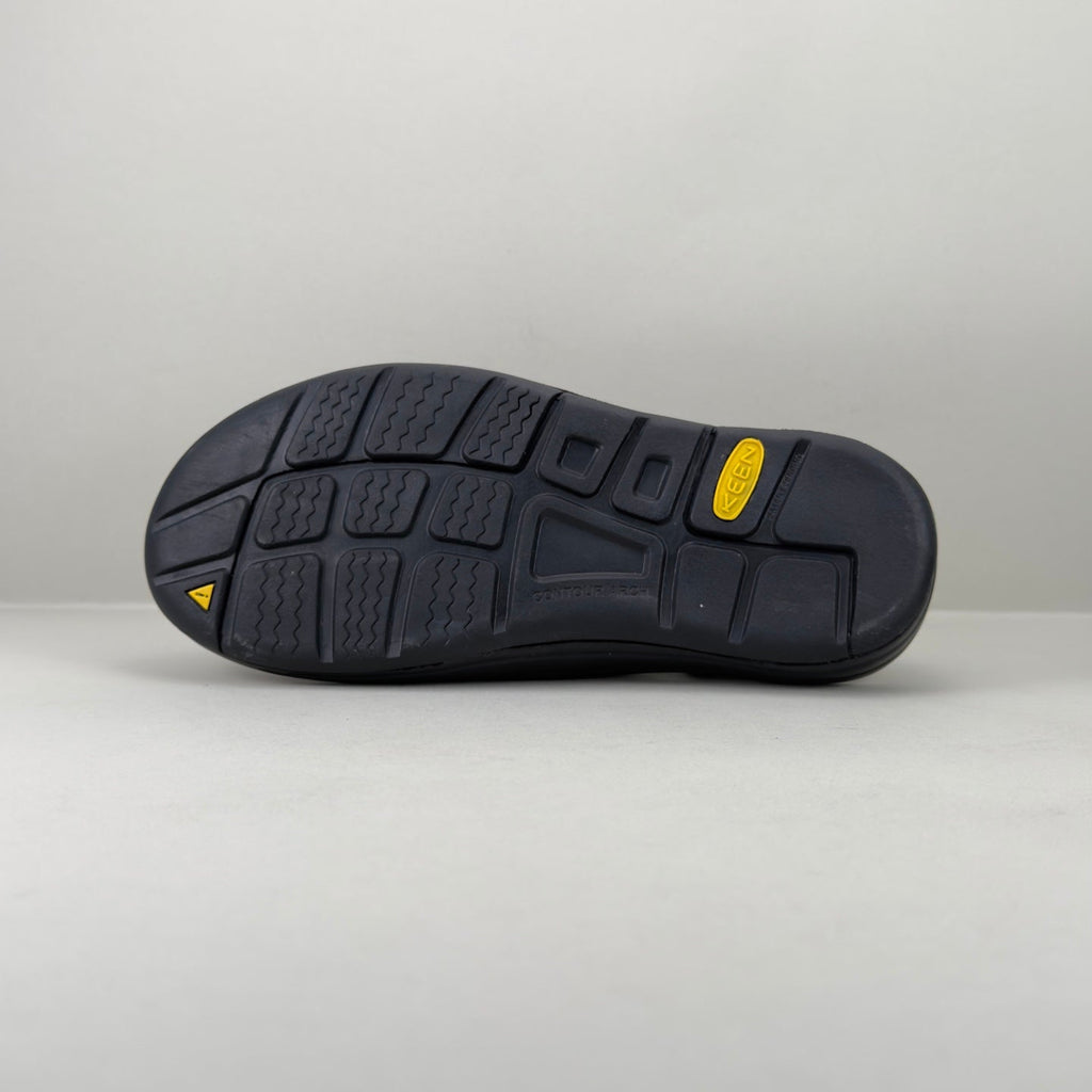 KEEN UNEEK Outdoor Sandal – Lightweight & Breathable