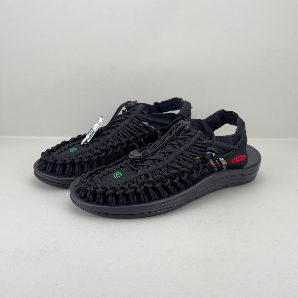 KEEN UNEEK Outdoor Sandal – Lightweight & Breathable