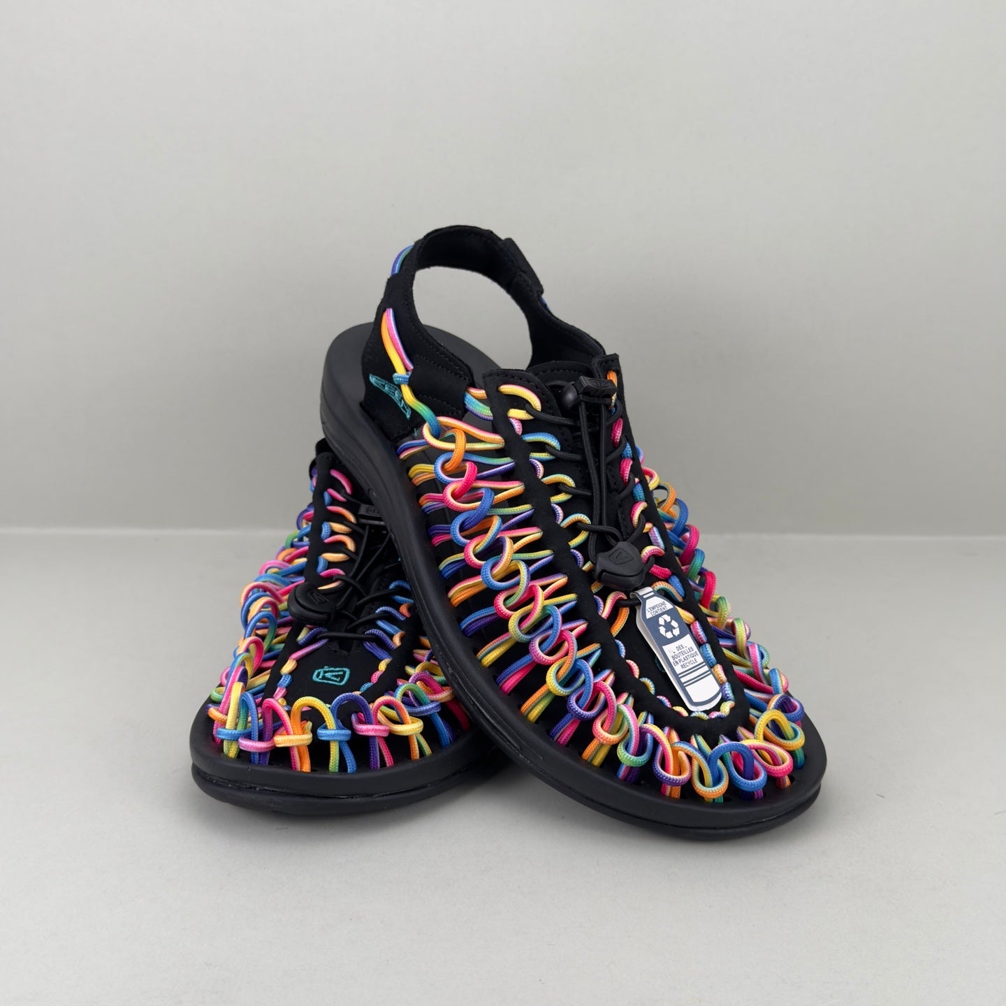 KEEN UNEEK Outdoor Sandal – Lightweight & Breathable