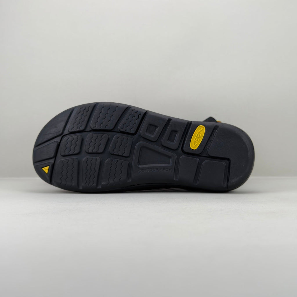 KEEN UNEEK Outdoor Sandal – Lightweight & Breathable