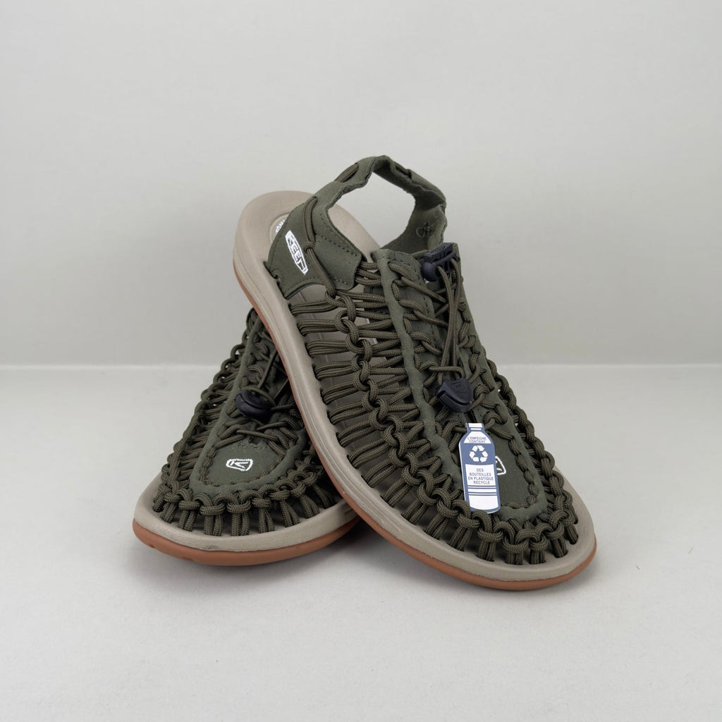 KEEN UNEEK Outdoor Sandal – Lightweight & Breathable