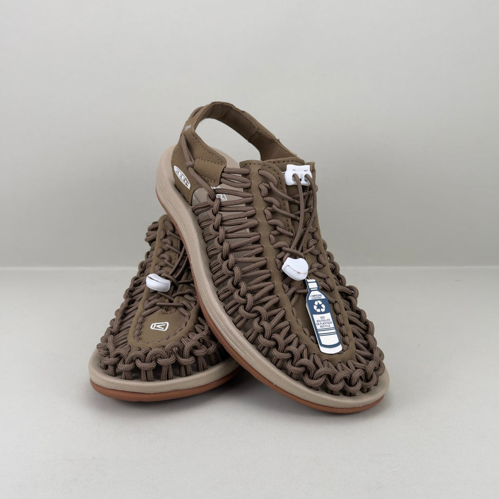 KEEN UNEEK Outdoor Sandal – Lightweight & Breathable