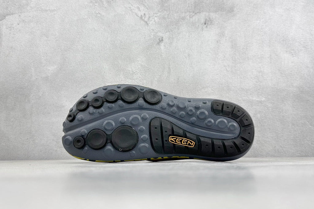 KEEN Shanti Sandal – Lightweight Comfort for Everyday Adventure